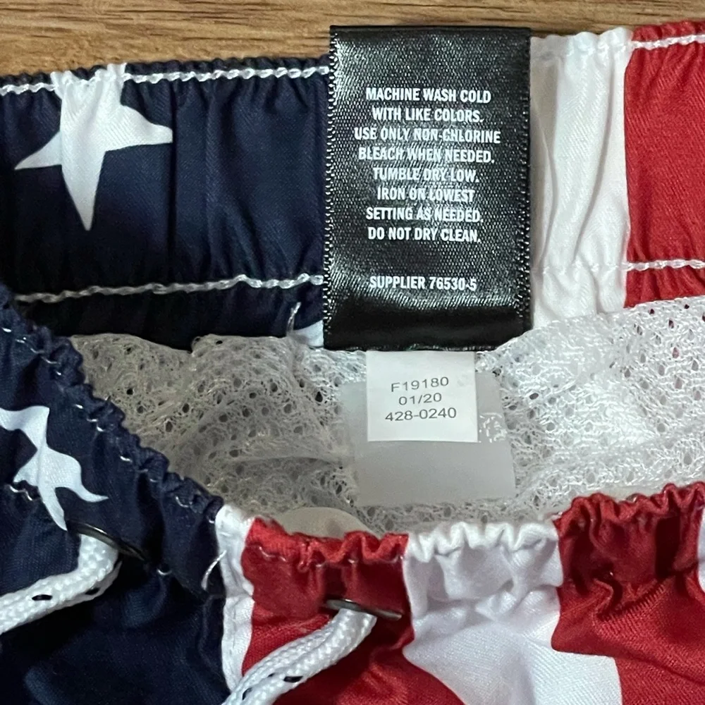 Patriotic Swim Trunks Boys‎ size 4 T